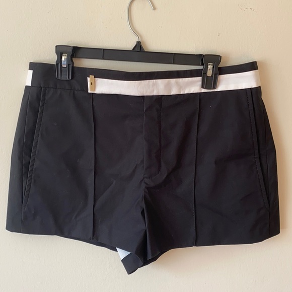 Helmut Lang nice black/white shorts SIZE 10 - Picture 1 of 4